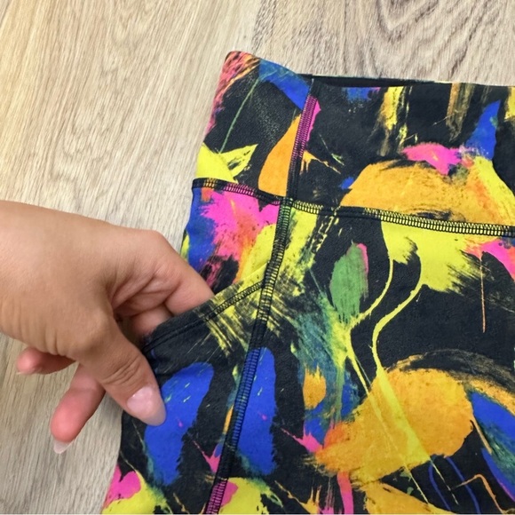 Lululemon Invigorate High-Rise Tight 25" in Undertone Black Multi size 14 - Picture 6 of 10